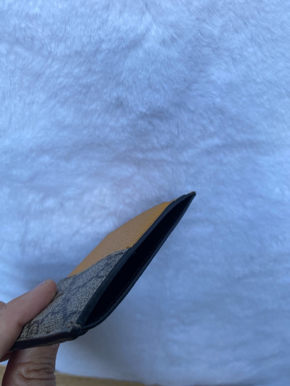 Gucci Brown GG Supreme Card Case with Gold Tiger Accent - Picture 7 of 8